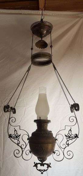 Incomplete hanging prism lamp as shown image