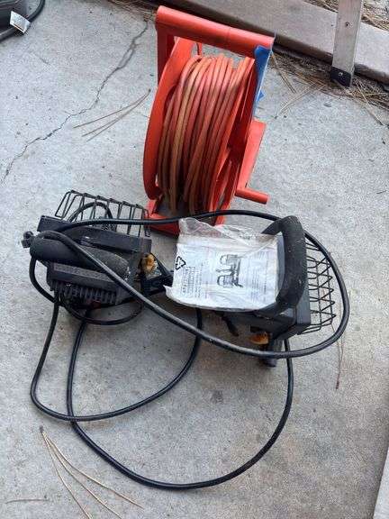 Extension cord reel and double work light image