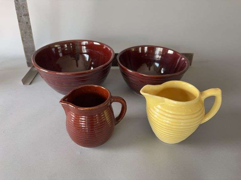 Two MarCrest nested bowls, Monmouth pitcher and USA 907 pitcher image