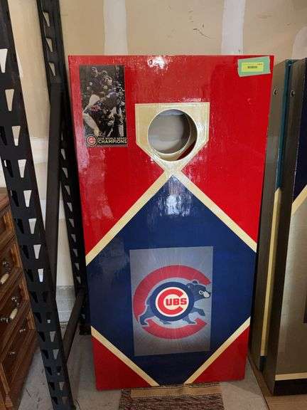 Chicago Cubs bag toss boards, no bags image