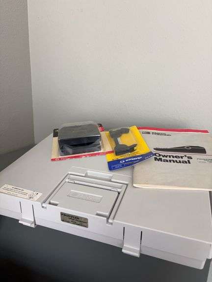 Smith Corona electric typewriter image