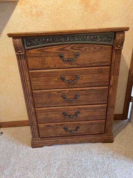 Five drawer Dresser 38x17x50 image