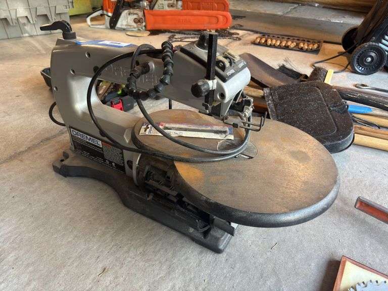 Dremmel scroll saw image