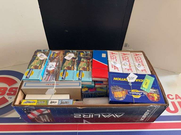 Over 50 HO train cars and train car kits most are NOS NIB image
