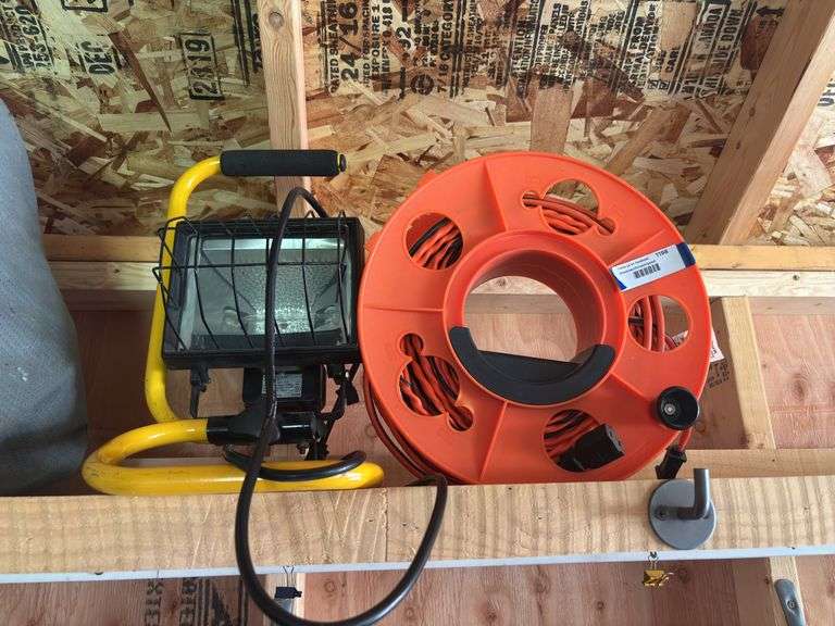 Work light and extension cord on reel image