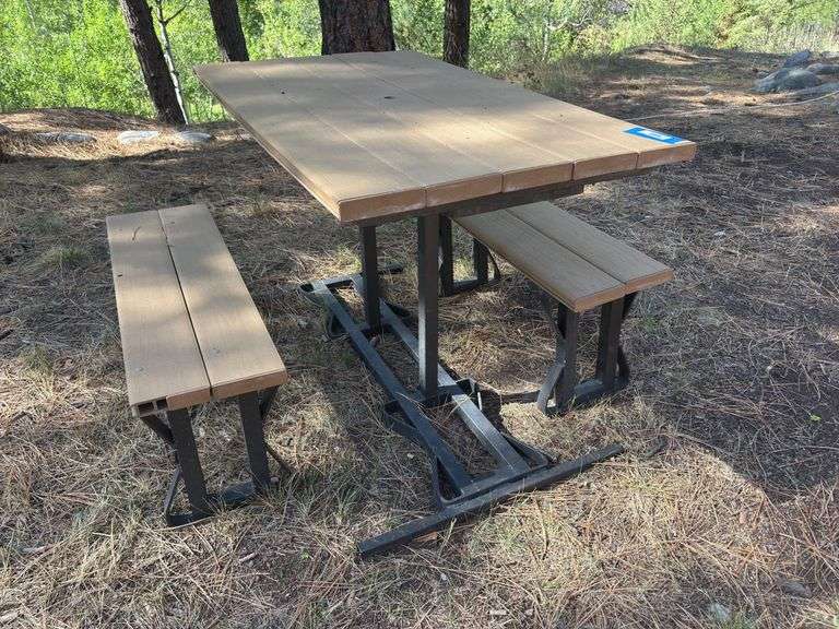 Small picnic table with iron base image