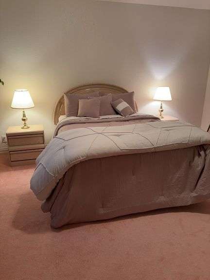 Queen bed complete, all bedding two nightstands, 2 lamps- stair carry image