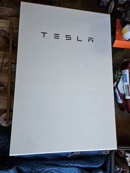 Tesla Powerwall, 30 x 45 image