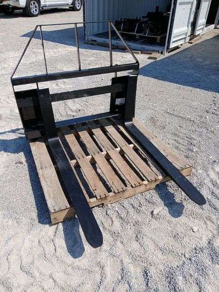 Mower King Skid Steer Forks, SA, Adjustable, Quick Attach, 4,000lbs Rating, 352lbs,4×1.4×50, SOLON image
