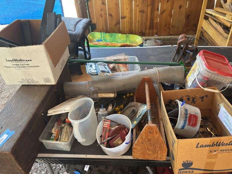 Miscellaneous hardware and household lot image
