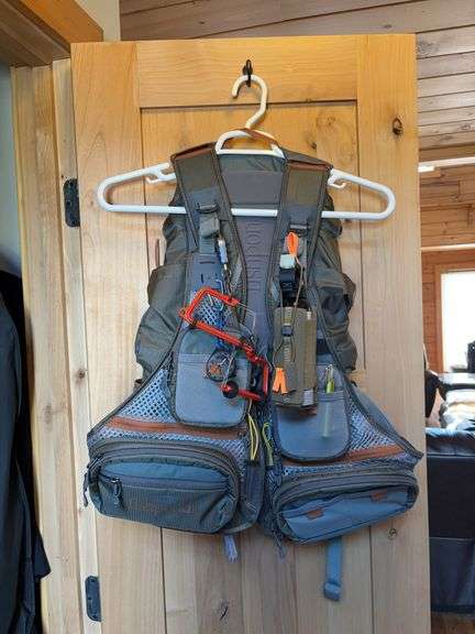 Fishpond Fishing vest with accessories image