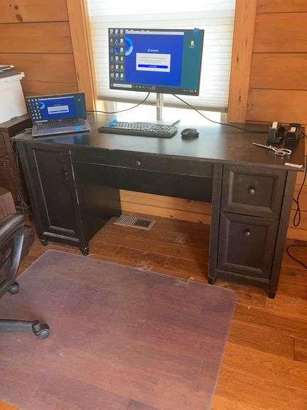 Desk-no contents image