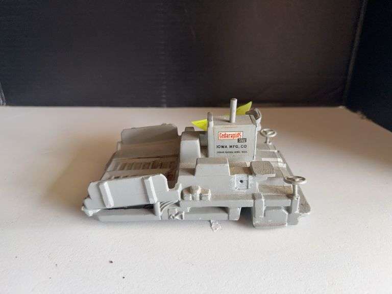 Cedar Rapids Inc paver model image