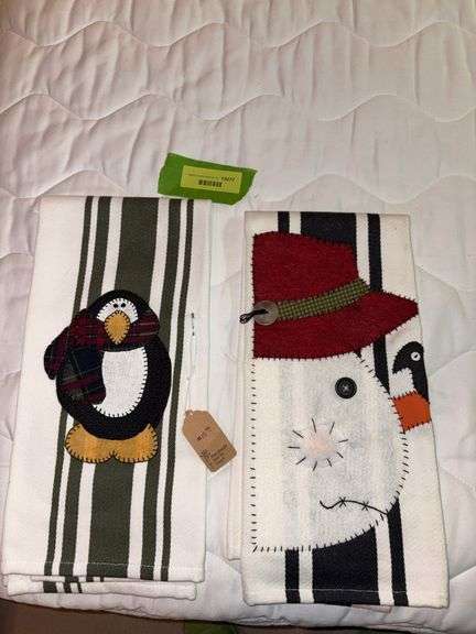 Two handmade Christmas towels image