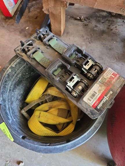 Ratchet straps image