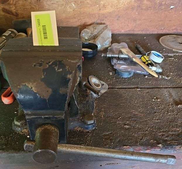 Allied 5” vise grip BRING TOOLS TO REMOVE, WE MAY NOT HAVE ANY! image