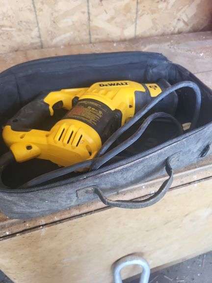 Dewalt reciprocating saw image