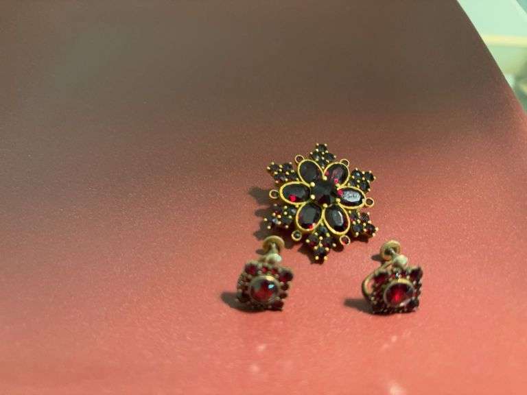 Garnet brooch marked Germany with screw back earrings image