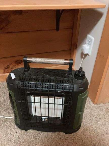 Heater and propane bottles (some may be empty), decor-bring box image