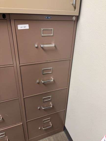 4 drawer file cabinet legal size, no lock image
