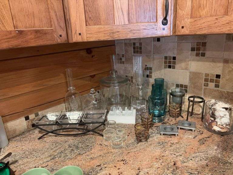 Decanters, clear jar with lid, 3 section server-bring box image