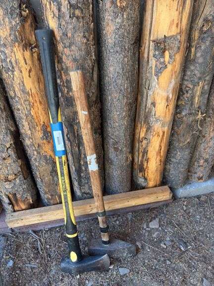 Truper maul and axe image