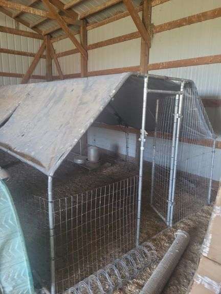 Wire cage with contents 9x18x6 will need disassembled (we recommend wearing mask and gloves to remove this item) image