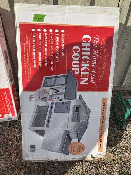 New in box Pecking Order "The Homestead" chicken coop image