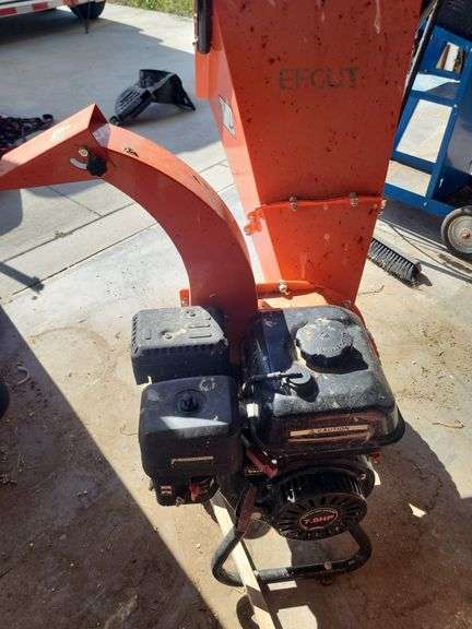 Wood chipper image