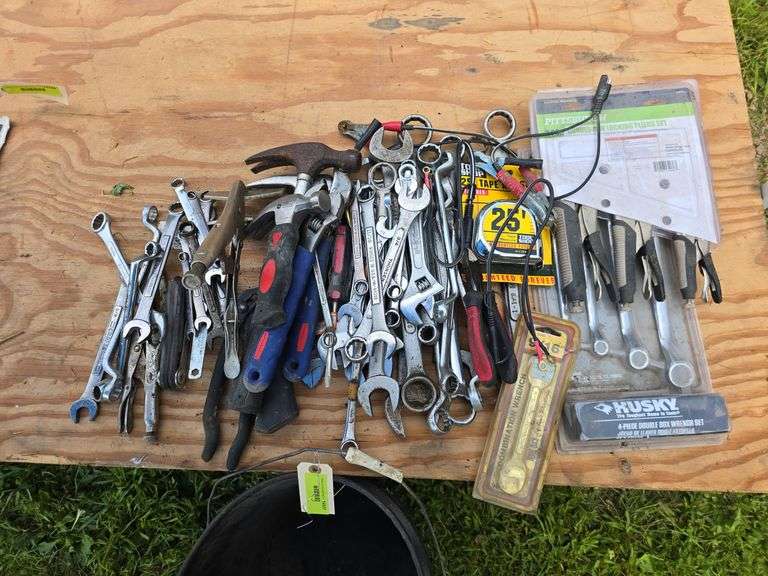 Hand tools as shown image