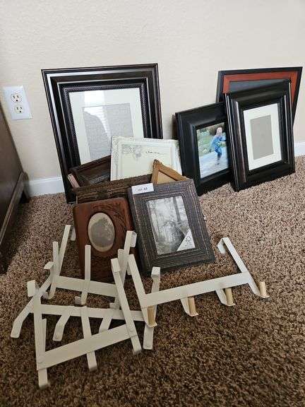 Picture Frames, Door hangers for clothes image