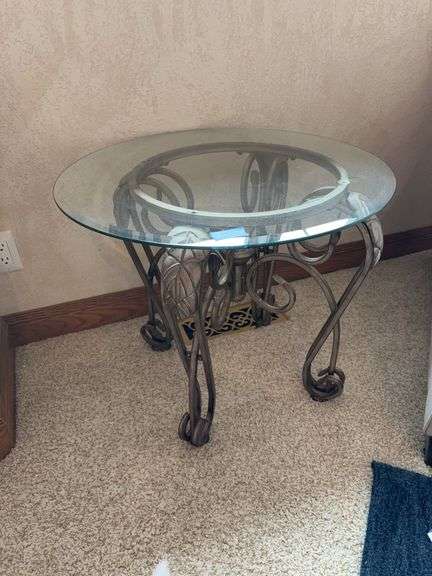 26” round beveled glass top/metal leg end table image