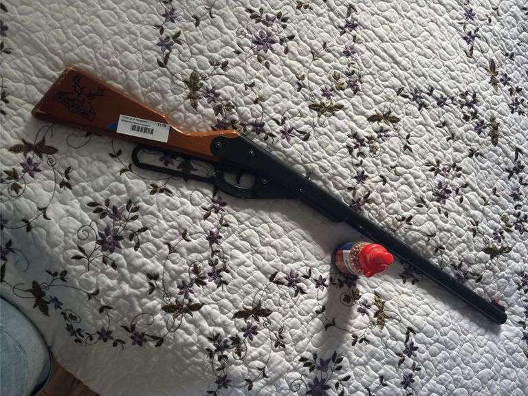 BB gun with bb’s image
