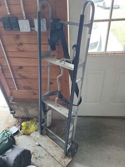 Hand truck image