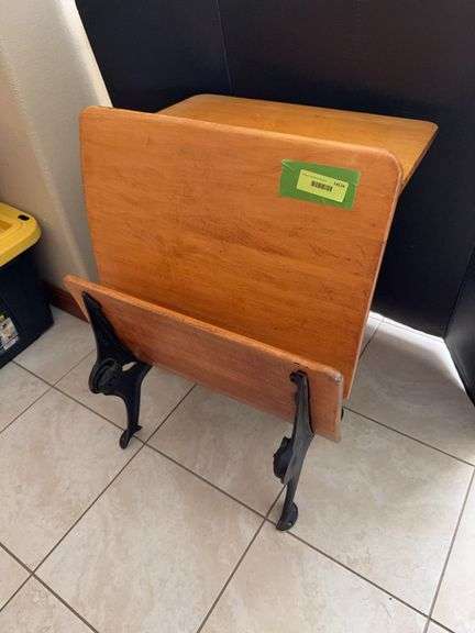 Flip seat school desk image