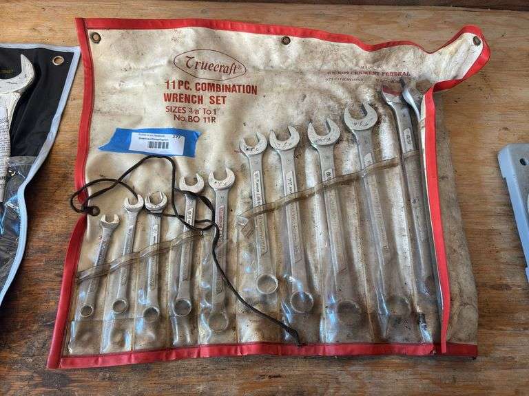 11 piece combination wrench set image