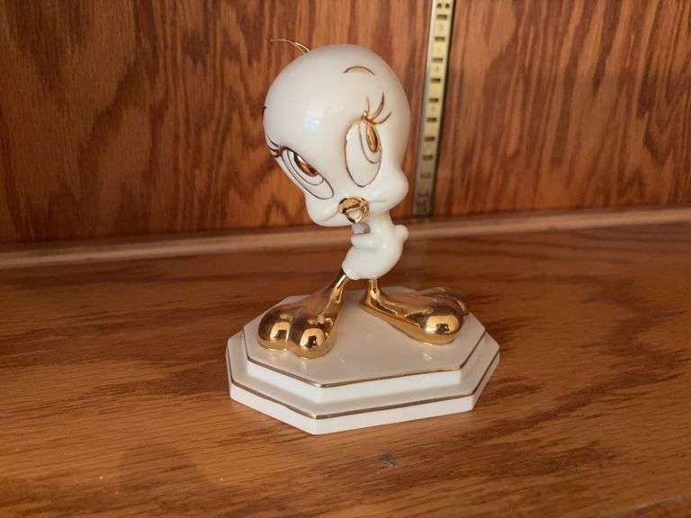 Lenox Tweety bird image