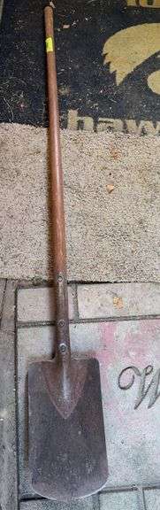Keen Kutter long handled spade image