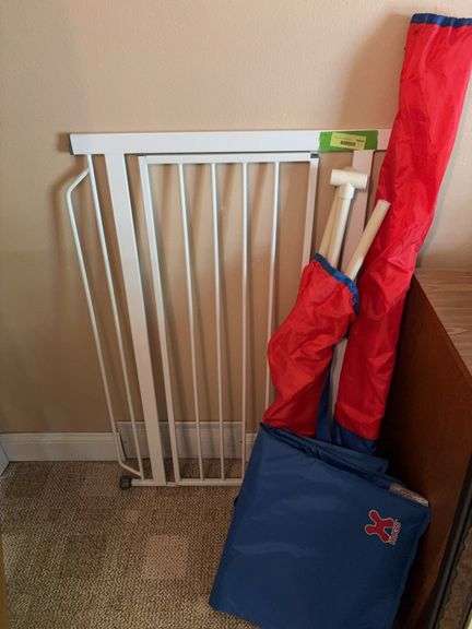 Pet gate and Pet Safe elevated pet bed image