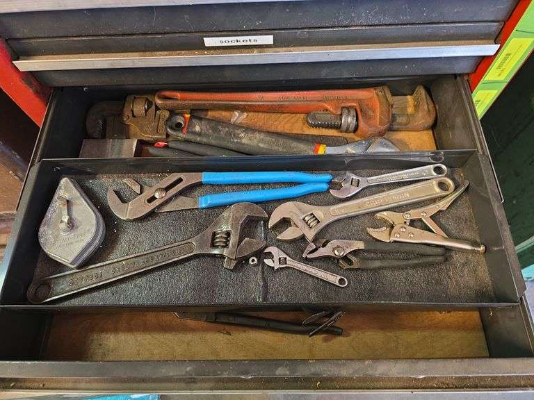 Vise grips, channel locks, pipe wrenches etc... image
