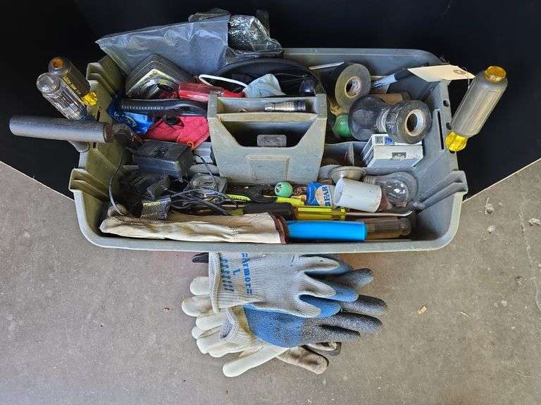 Tool tote with various tools image