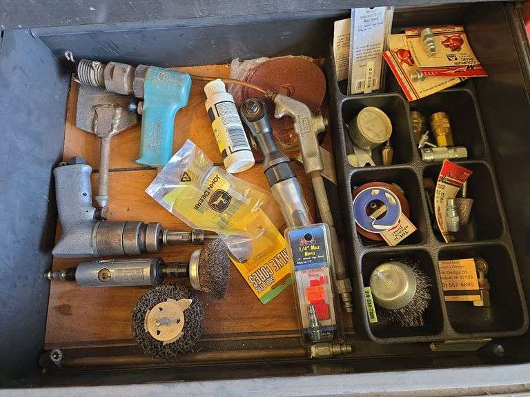 Pneumatic tools-3/8 rachet, die grinder, air hammer, air couplings etc... image