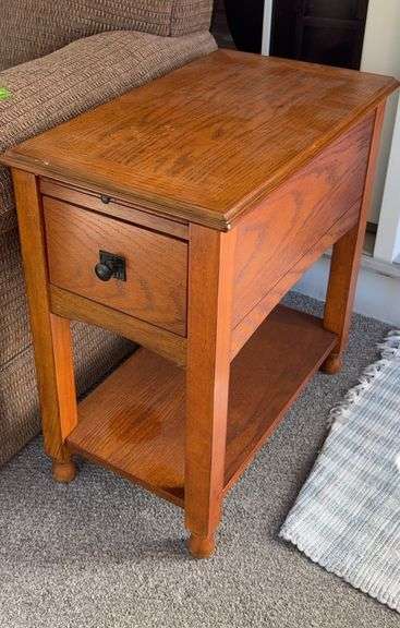 22x13x23H Lane side table w single drawer image