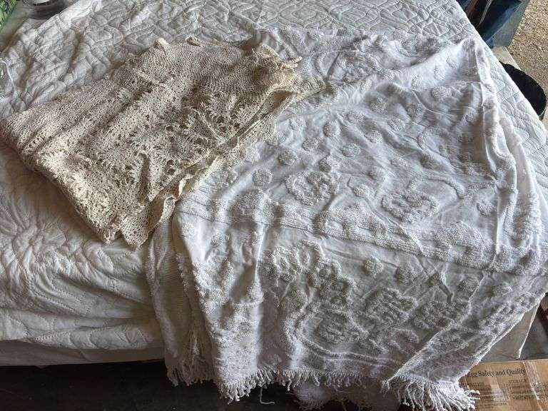Chenille king bed spread and large crocheted bed spread image