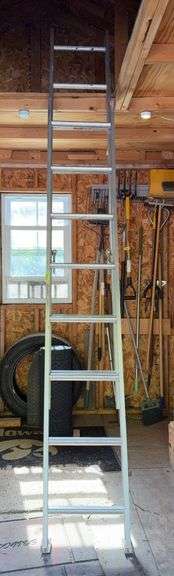 16' aluminum extension ladder and window spreader image