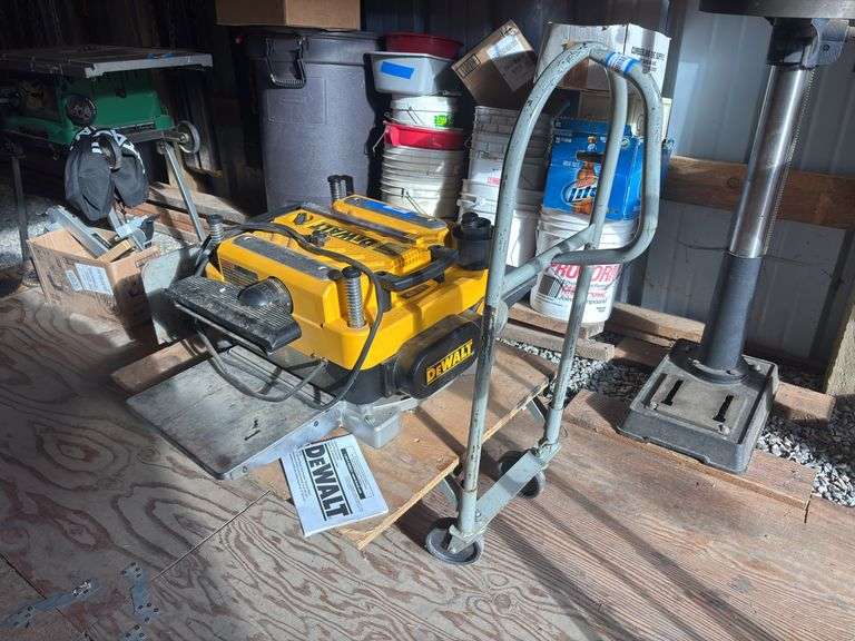 Metal moving warehouse cart image