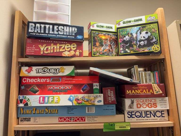 Games and puzzles image