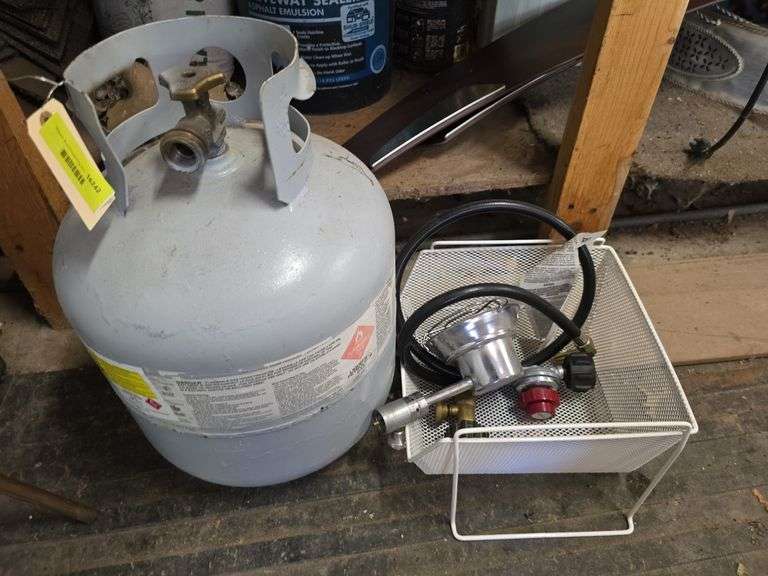 Full grill LP tank and tank mount heater image