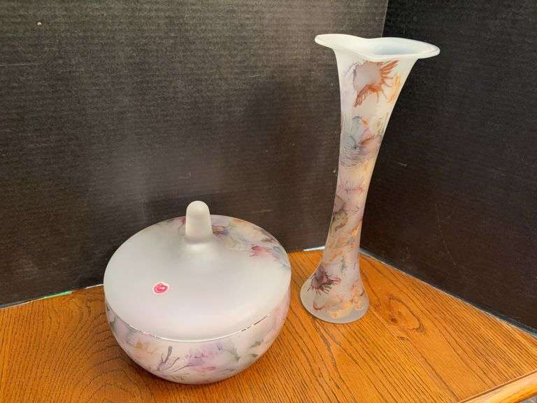 Made in Romania vase and covered bowl image
