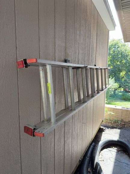 16' aluminum extension ladder, window spreader, and adjustable leg attachment image